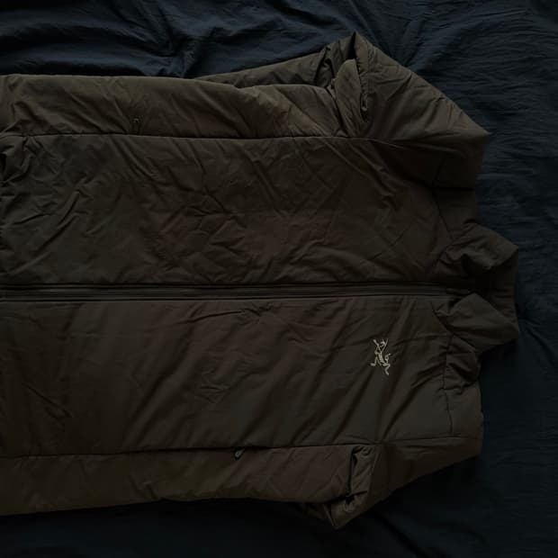 아크테릭스 아톰 SV 자켓 캐롭 L 희귀 매물