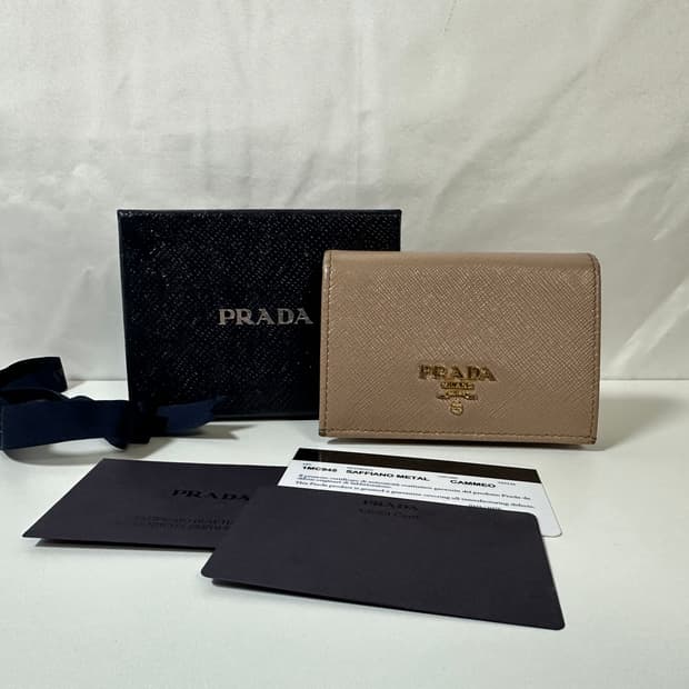 프라다 사피아노 명함지갑 핑크베이지 (OS)