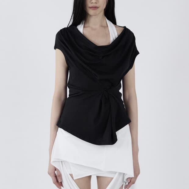 세릭 Button Round Sleeveless _ Black