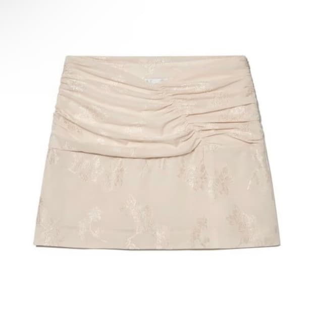 글로니 엔젤 베이비 자카드 스커트 구해요