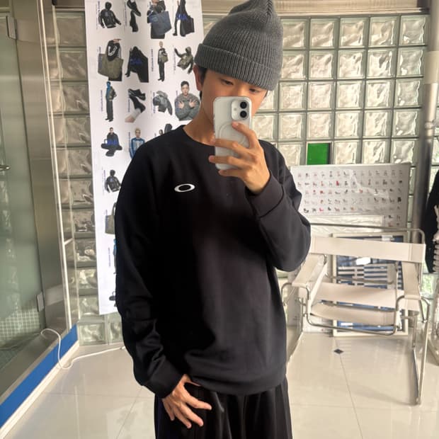 Foundational Fleece crew 4 FOA408247