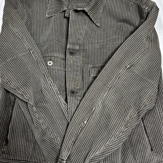 [3]폴리테루 25ss 스트라이프 다이드 트러커