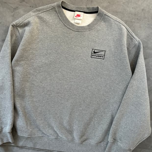 Nike x Stussy 그레이 맨투맨