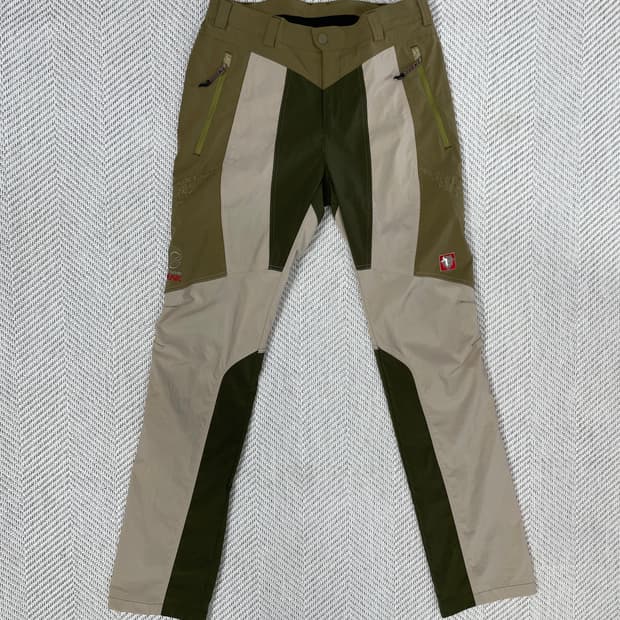 블랙야크 여성 등산바지 66cm (26) 카키/베이지