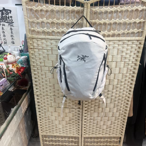 정품 아크테릭스 멘티스 26 팝니다