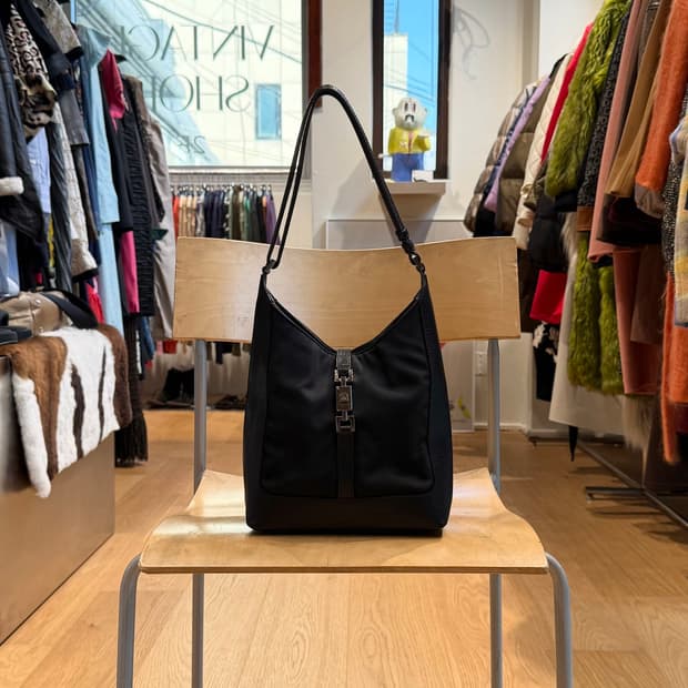 구찌 블랙 재키 호보백 