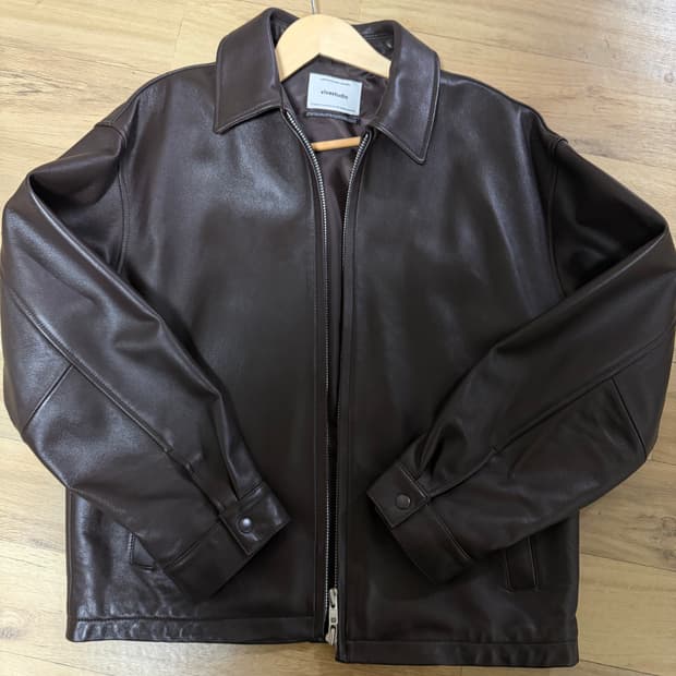 비바스튜디오 가죽자켓