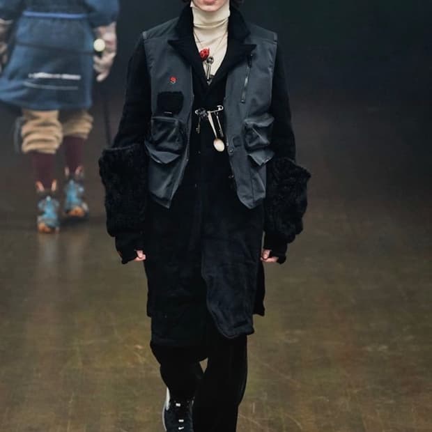 언더커버 2019 AW 니트코트