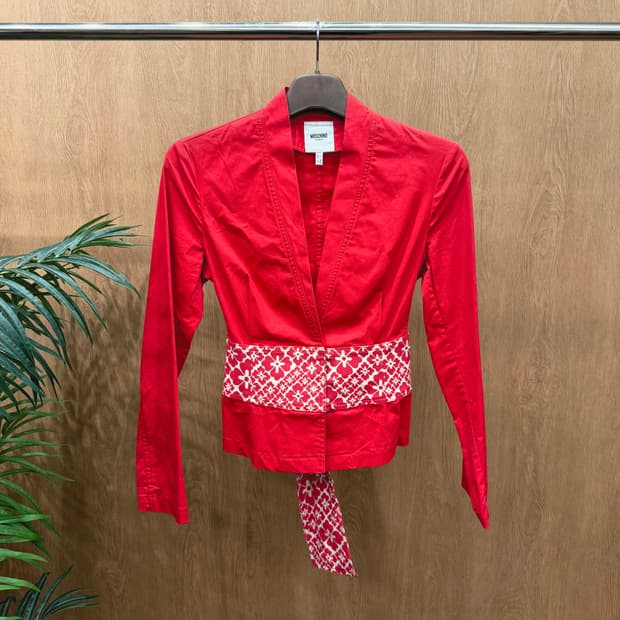 모스키노 진스 딥 브이넥 자켓 허리 플로럴 패턴 배색 타이 디테일 레드