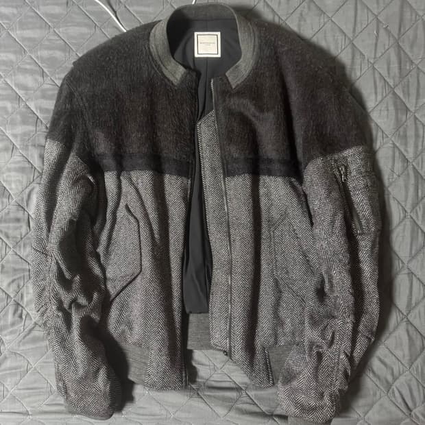 [50] 우영미 헤링본 배색 봄버 자켓