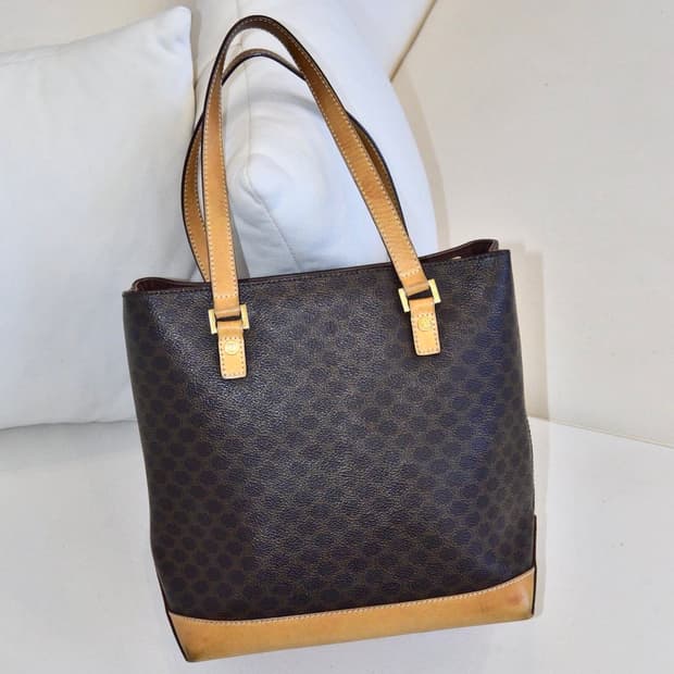 셀린느 마카담 트리오페 토트백 (정품)