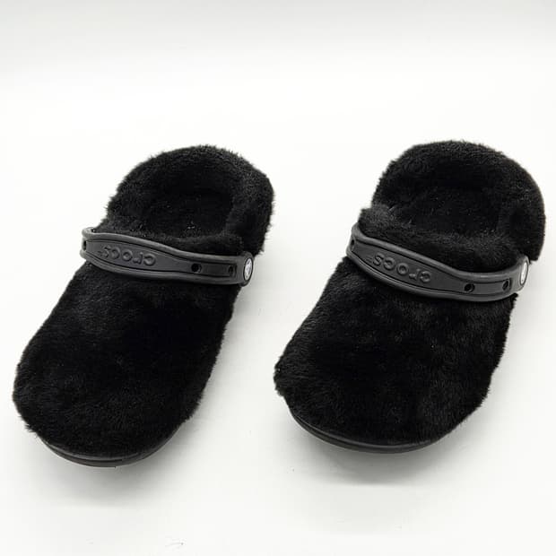 크록스 클래식 퍼 슈어 클로그 블랙 (M5 W7)