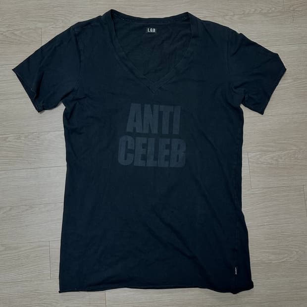 LGB 반팔 anti celeb