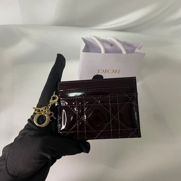 디올 레이디 페이던트 카드지갑 버건디 S급