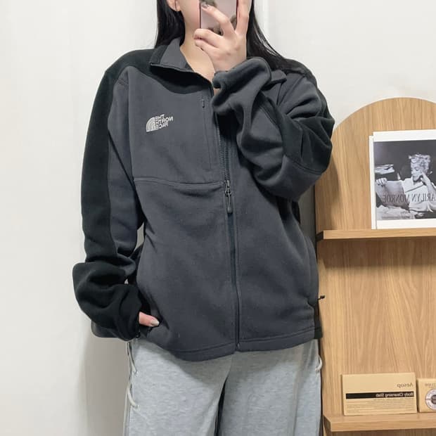 [정품] 노스페이스 챠콜 후리스 [ L ]