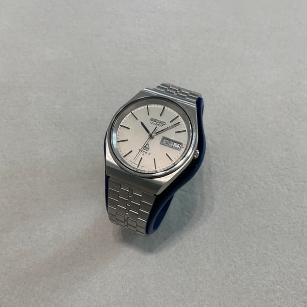 70)SEIKO Quartz Type II