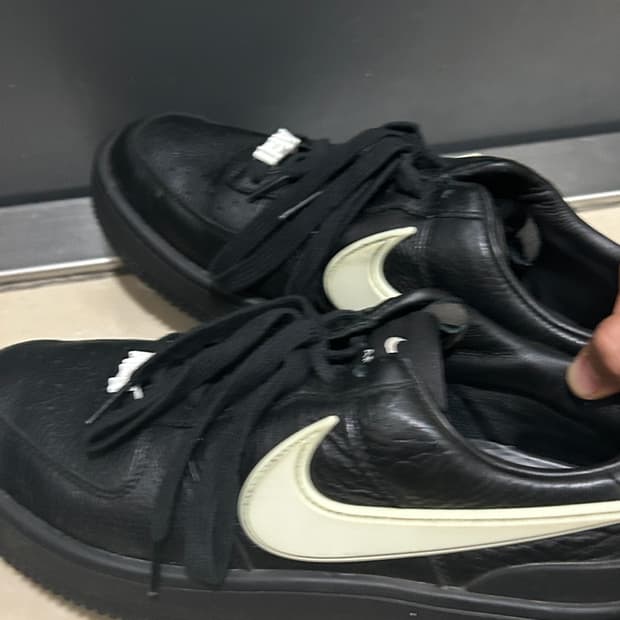 앰부쉬x나이키 에어포스 265