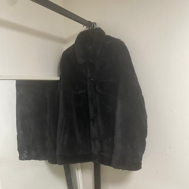 정품 마스터마인드 월드 페이크퍼 자켓M