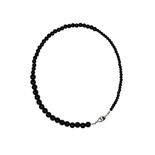 Black grade necklace 