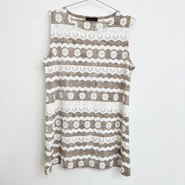 calabaza lace sleeveless