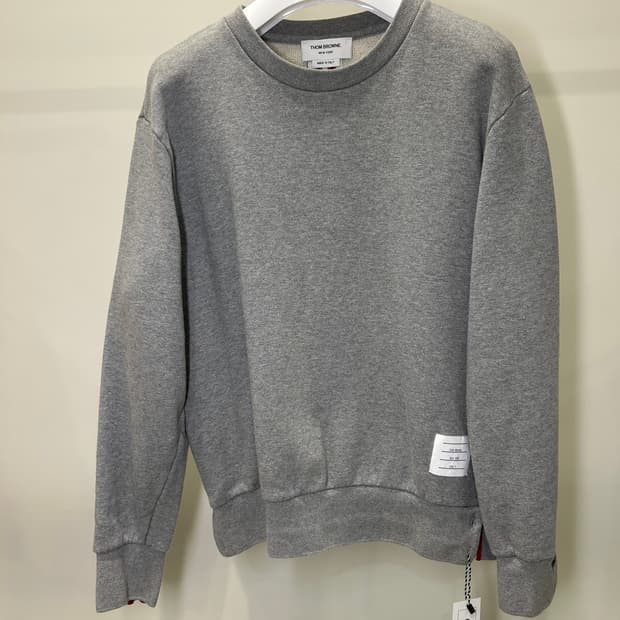 [정품] 톰브라운 백삼선 맨투맨