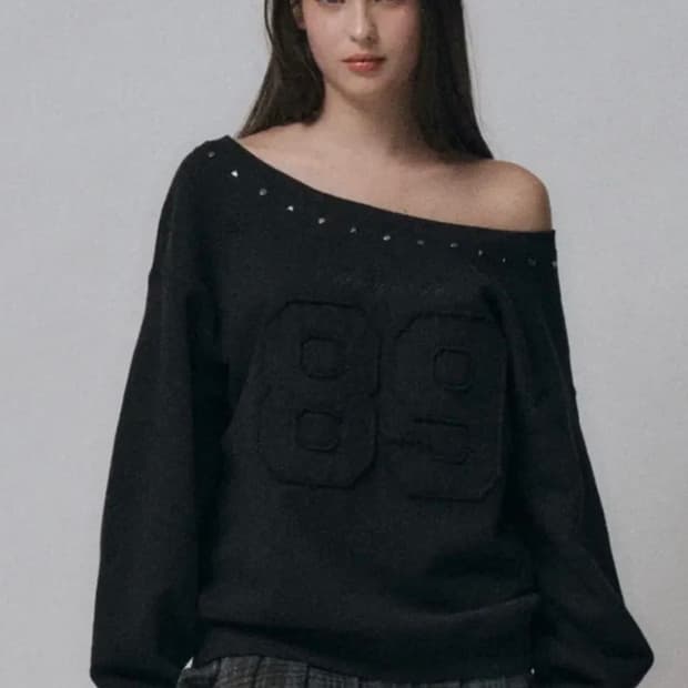 미드나잇무브 오프숄더 맨투맨