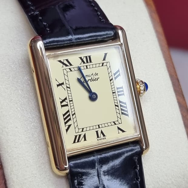 까르띠에 빈티지 탱크머스트 L 샴페인다이얼 디버클 시계 02년 남여공용