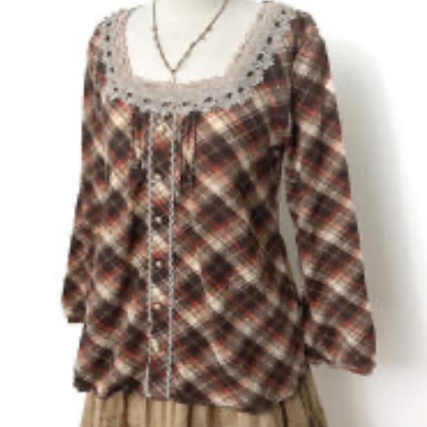 엑시즈팜 라떼갸루 상의 블라우스