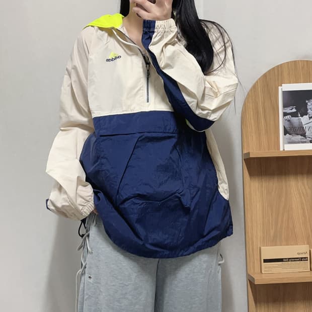 [정품] 아디다스 베이지 네이비 배색 아노락 [ L ]