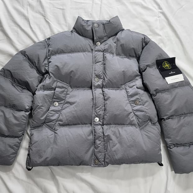 25FW 스톤아일랜드 나일론 메탈 에코닐 다운 자켓