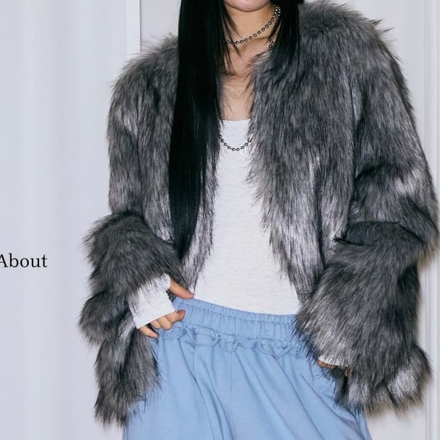 미스테리어스호텔 퍼자켓 그레이