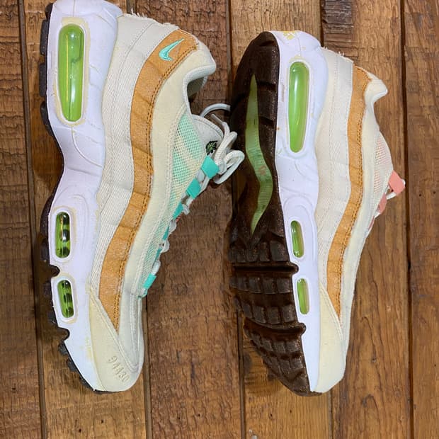 나이키 에어맥스 95 NRG 파인애플 250