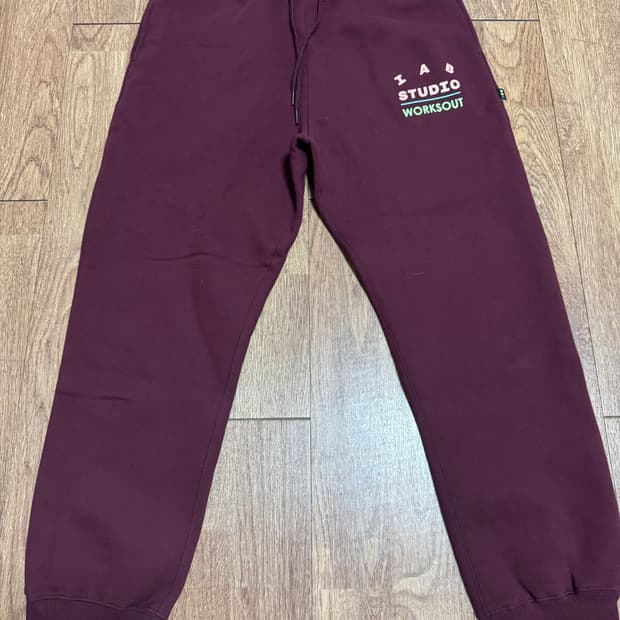 아이앱 웍스아웃 콜라보 조거 팬츠 팝니다