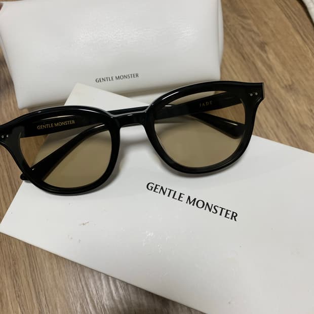 젠틀몬스터 제이드 01