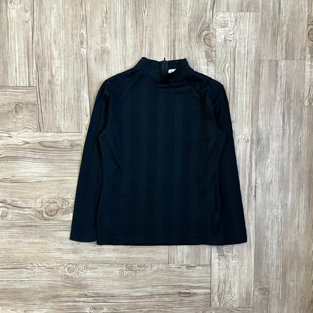 Bonjour 엔틱시스루 터틀넥