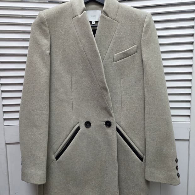 이로 캐리 울 코트