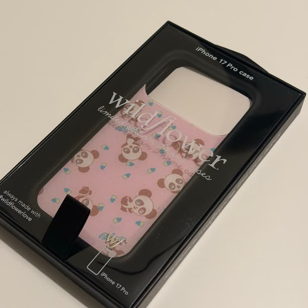 Wildflower x AshleyWilliams 아이폰17pro케이스