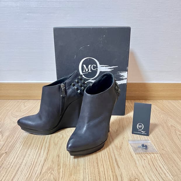 McQUEEN 알렉산더 맥퀸 부츠 MADE IN ITALY
