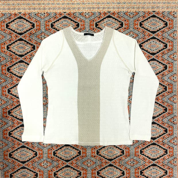 지오송지오 아이보리 브이넥 티셔츠 여성100