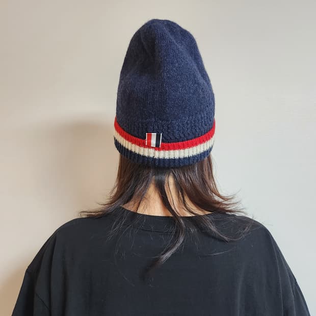 톰브라운 삼선 비니