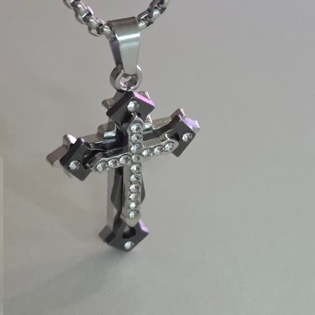 사이버 크로스 목걸이