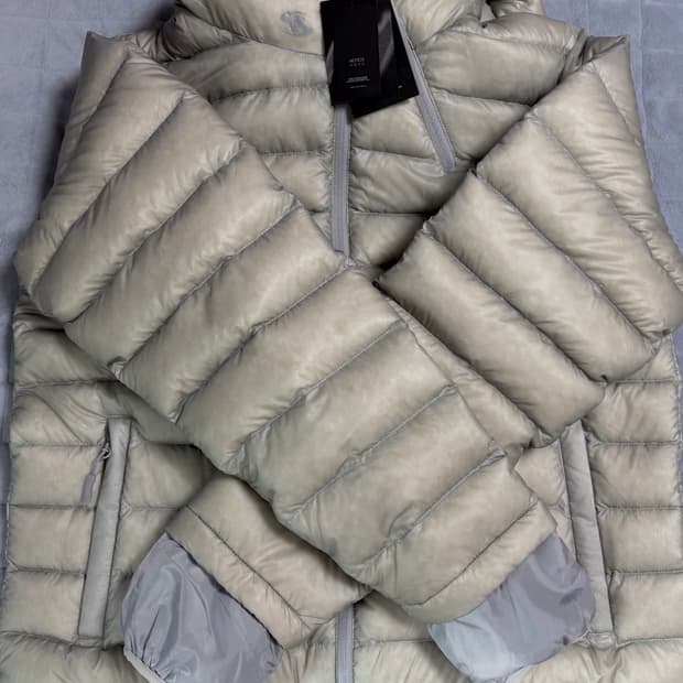 산산기어 서픽스 푸퍼 자켓 그레이 - 24FW 1사이즈