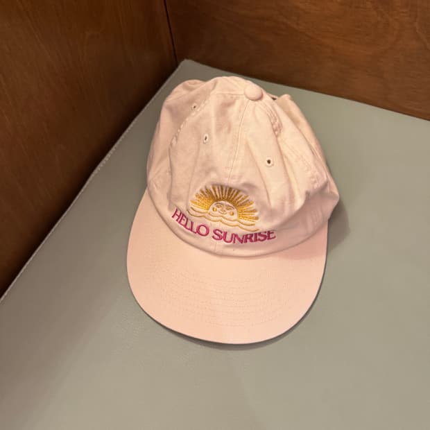 헬로선라이즈 모자