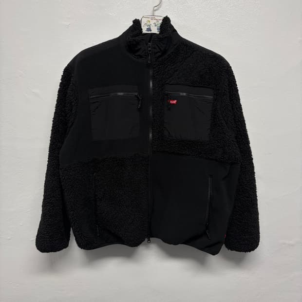 리바이스 쉐르파 집업