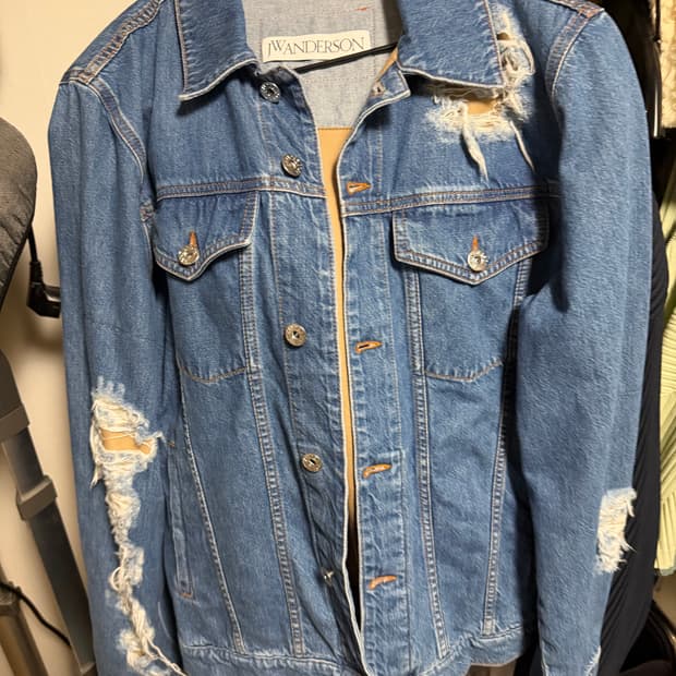 Jw앤더슨 청자켓