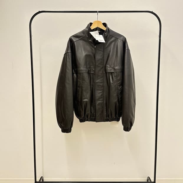 르메르 레더 23FW 블루종 