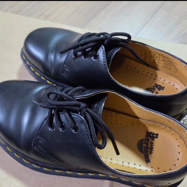 닥터마틴 1461 스무스 230