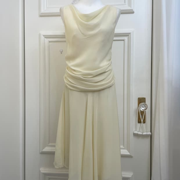 butter cream draping beautiful unbalance