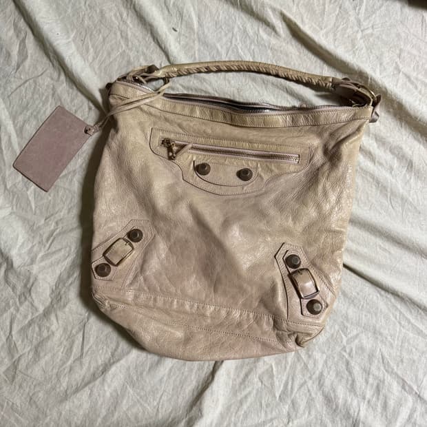 발렌시아가 르시티 모터백