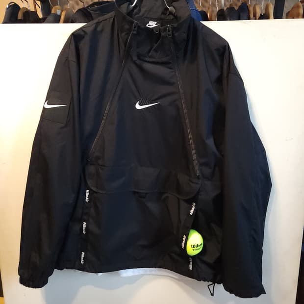 나이키 바람막이 자켓-100 사이즈 (예약중)
